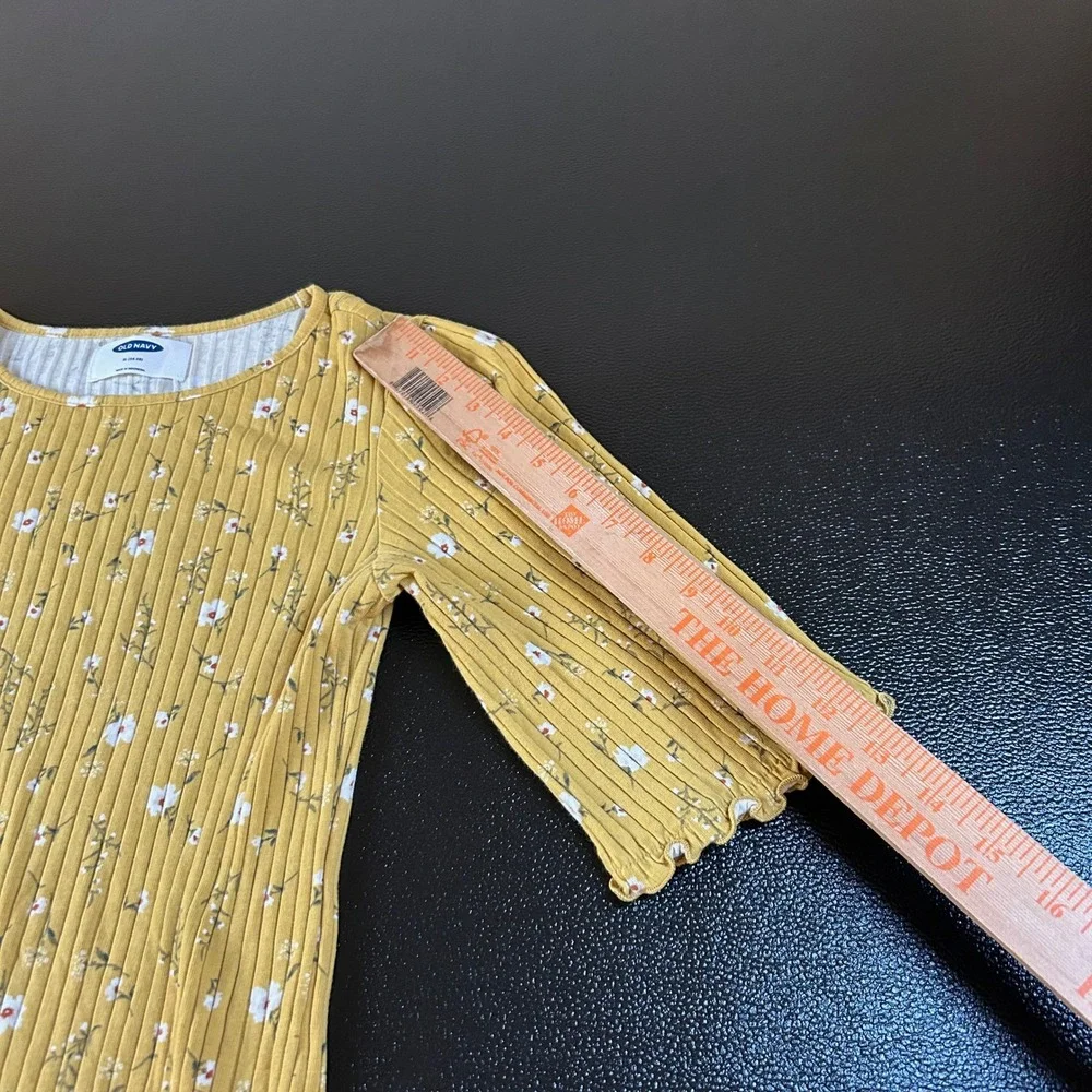 Old Navy Floral Ribbed Top Ruffle‎ Sleeve Girls Shirt Mustard Yellow Extra Large
